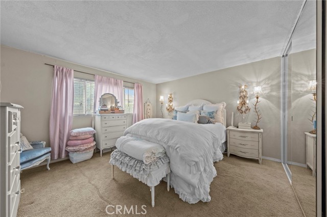 6763 Poinsettia Court, Chino CA: https://media.crmls.org/medias/d5f1fe48-3653-4747-b34b-b29001ddf465.jpg