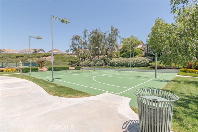 39312 Beringer Drive, Murrieta CA: https://media.crmls.org/medias/d5f2984f-a3f4-4386-a863-e22dba49b018.jpg