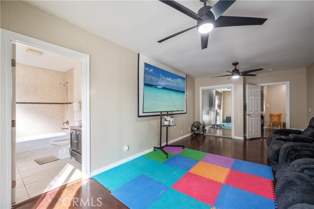 Detail Gallery Image 19 of 35 For 1037 S Tajauta, Compton,  CA 90220 - 4 Beds | 3 Baths