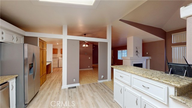 Detail Gallery Image 14 of 54 For 128 Sumac Ln, Fountain Valley,  CA 92708 - 3 Beds | 2 Baths