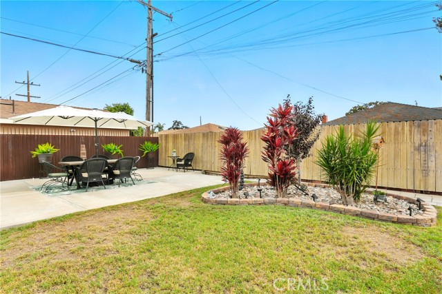 10612 Mcnerney Avenue, South Gate CA: https://media.crmls.org/medias/d5f41422-cc34-4714-8abc-6a1869655e69.jpg