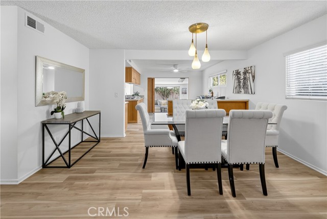 15032 Acre Street, North Hills CA: https://media.crmls.org/medias/d5f436b4-2ba3-45b4-a2f5-8d0e5a844d1b.jpg
