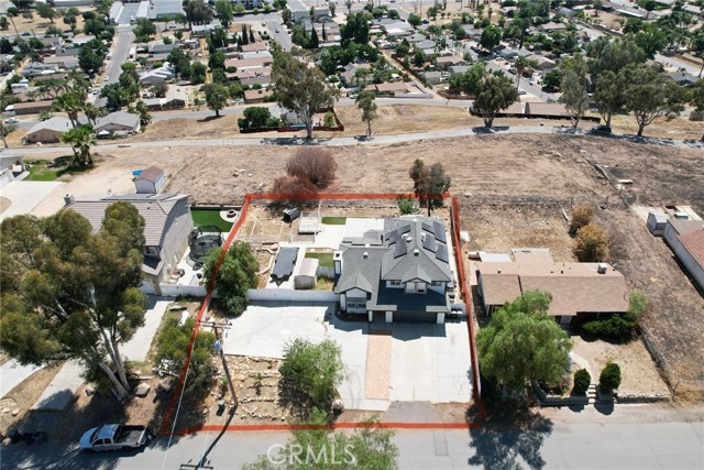 Detail Gallery Image 9 of 29 For 16495 Stevens Ave, Lake Elsinore,  CA 92530 - 3 Beds | 2/1 Baths