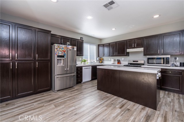 Detail Gallery Image 22 of 45 For 1166 Gainesway Cir, Beaumont,  CA 92223 - 3 Beds | 2 Baths