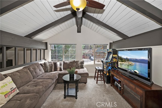 42824 Cedar Avenue, Big Bear Lake, CA 92315