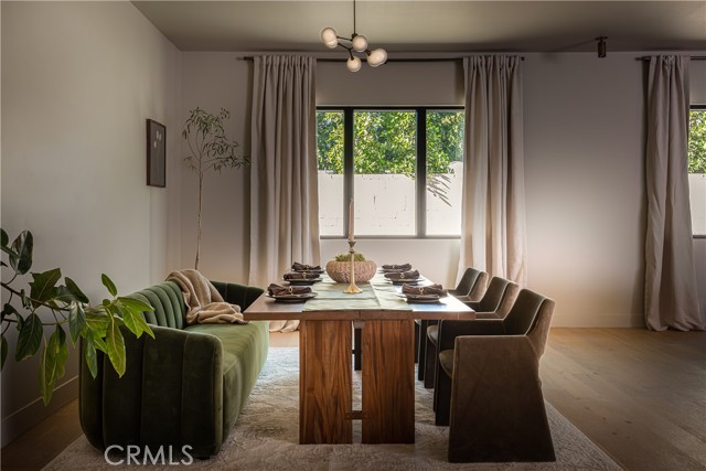 Detail Gallery Image 15 of 64 For 15719 Hartsook, Encino,  CA 91436 - 4 Beds | 4/1 Baths