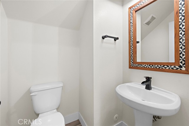 Detail Gallery Image 14 of 45 For 14 Hoya St, Rancho Mission Viejo,  CA 92694 - 3 Beds | 2/1 Baths