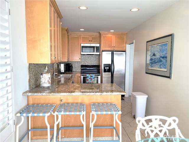 Detail Gallery Image 8 of 15 For 1319 Seal Way, Seal Beach,  CA 90740 - 3 Beds | 1 Baths