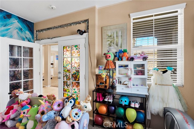 Detail Gallery Image 43 of 74 For 12655 Verano, Victorville,  CA 92392 - 5 Beds | 4/1 Baths