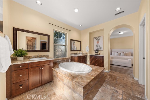 Detail Gallery Image 28 of 48 For 94 Mission, Irvine,  CA 92618 - 3 Beds | 3/1 Baths