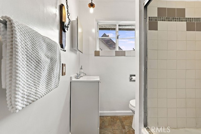 1731 La Cresta Drive photo 18