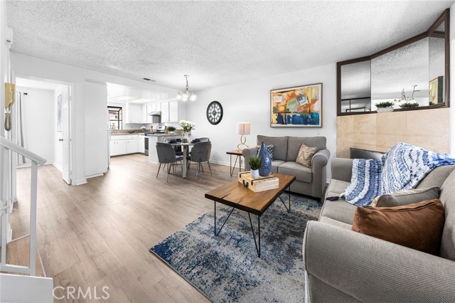 321 N Lincoln Avenue, Monterey Park CA: https://media.crmls.org/medias/d5f7c89a-5176-4352-90fd-29b15cfcd7df.jpg