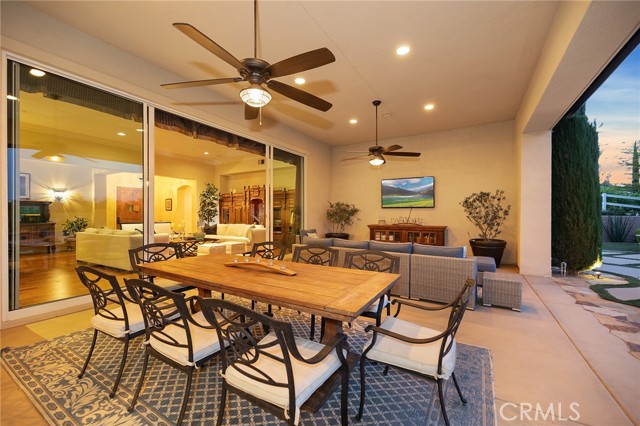 33260 Susan Grace Court, Temecula CA: https://media.crmls.org/medias/d5f8e021-e6a3-4ddd-9f2f-b639cc3711f2.jpg