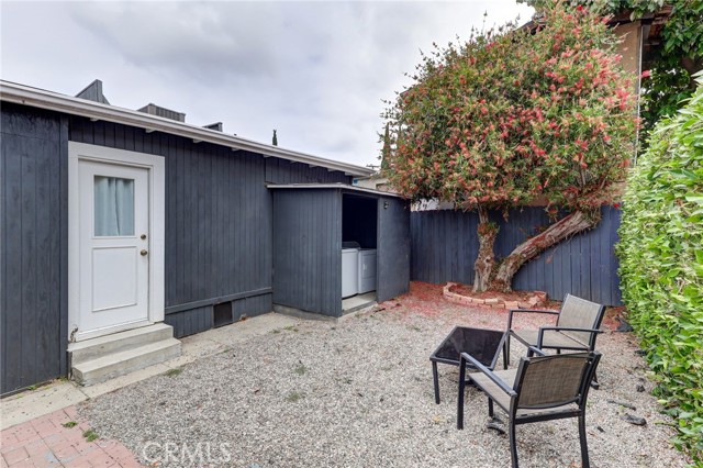Detail Gallery Image 37 of 42 For 710 Larch St #1/2,  Inglewood,  CA 90301 - 1 Beds | 1 Baths