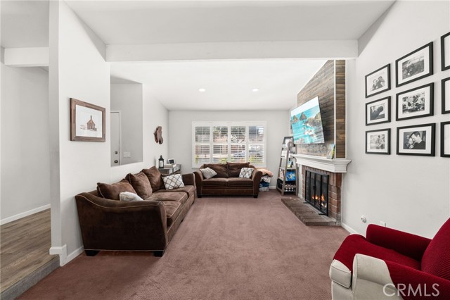 Detail Gallery Image 11 of 51 For 1370 Maywood Ave, Upland,  CA 91786 - 4 Beds | 3 Baths