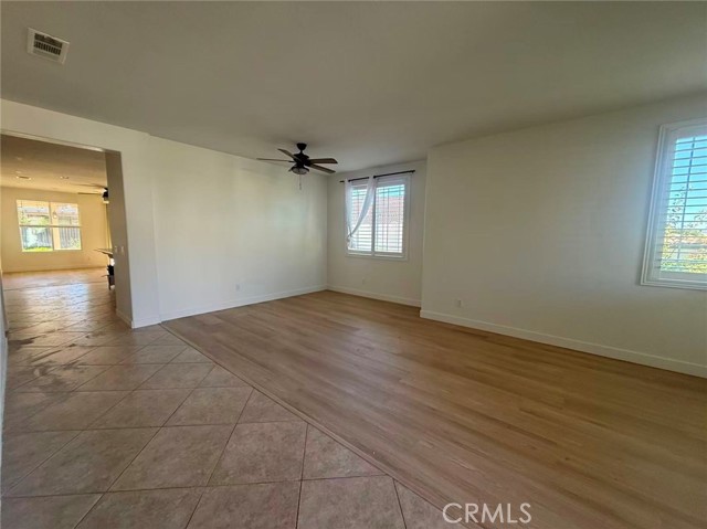 Detail Gallery Image 8 of 36 For 36228 Bur Oaks Ave, Murrieta,  CA 92562 - 3 Beds | 2 Baths