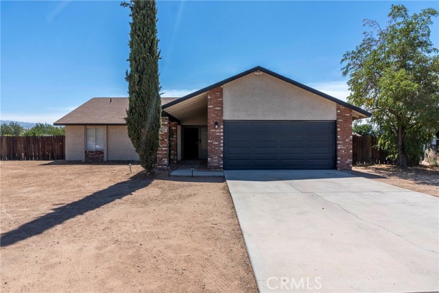 11169 Caribou Ave, Apple Valley, CA 92308