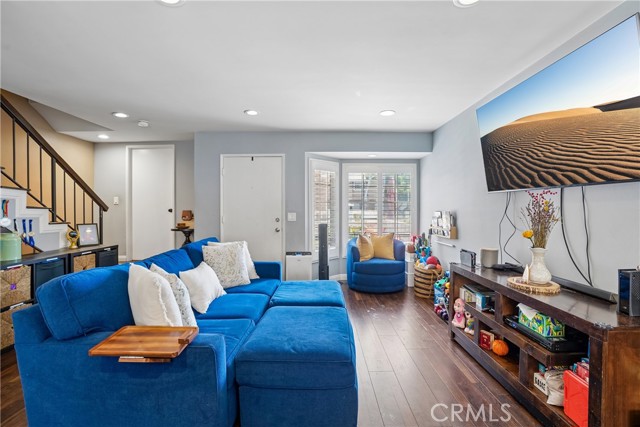 2 Bed Home for Sale in Los Angeles, California