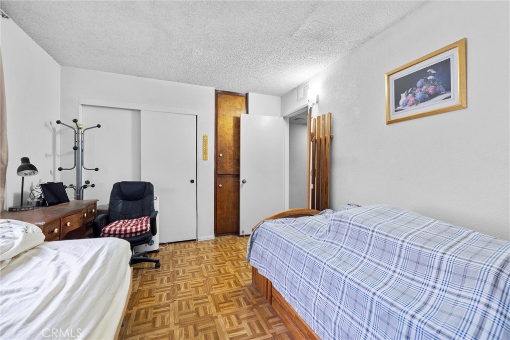 MLS #OC25228482 image #20