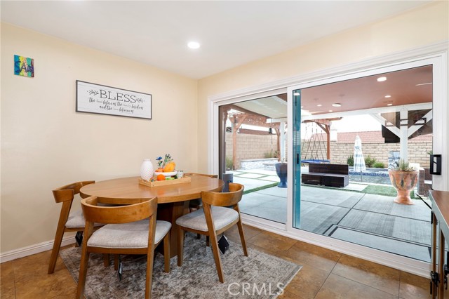 Detail Gallery Image 11 of 23 For 38841 Foxholm Dr, Palmdale,  CA 93551 - 3 Beds | 2 Baths