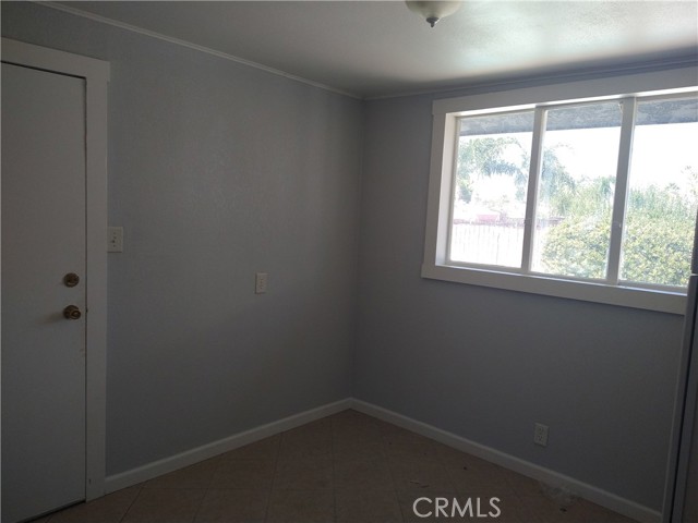 609 S Buena Vista Street, Hemet CA: https://media.crmls.org/medias/d5fb38d1-d279-4e46-8ef3-760338d74f7b.jpg