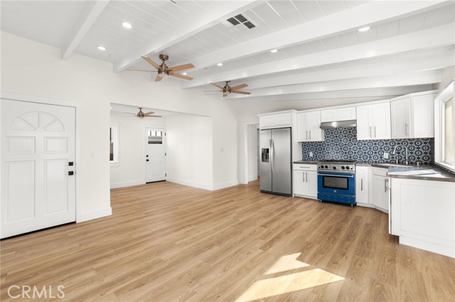 Detail Gallery Image 8 of 28 For 112 36th, Manhattan Beach,  CA 90266 - 3 Beds | 1 Baths