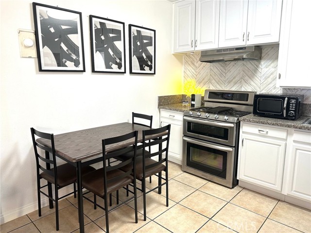 9723 Belmont Street, Bellflower CA: https://media.crmls.org/medias/d5fd89a6-c4dc-42d4-8a7a-22d121ea97fd.jpg