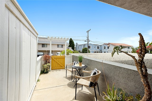 256 Avenida Madrid, San Clemente CA: https://media.crmls.org/medias/d5fdb59e-d3f1-4a0e-b497-2b2a51fef4ae.jpg