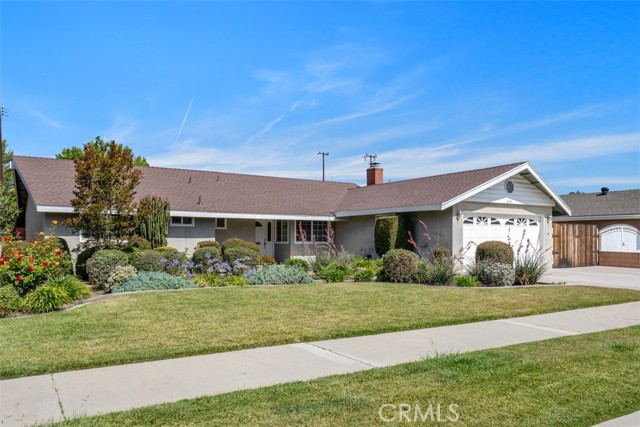 2692 N Fernside St, Orange CA: https://media.crmls.org/medias/d5fdebe3-f668-4a8c-9eee-f6ebd1398565.jpg