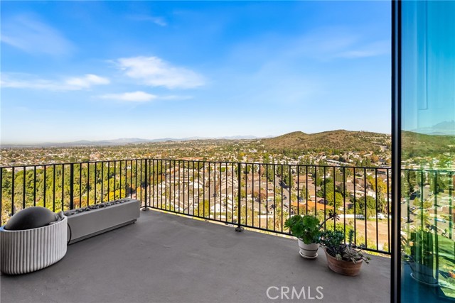 Detail Gallery Image 30 of 57 For 12348 Circula Panorama, North Tustin,  CA 92705 - 5 Beds | 3 Baths