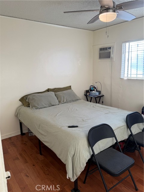 514 W 102nd, Los Angeles CA: https://media.crmls.org/medias/d5fe2519-3827-4b6b-af04-697e2d3feb00.jpg