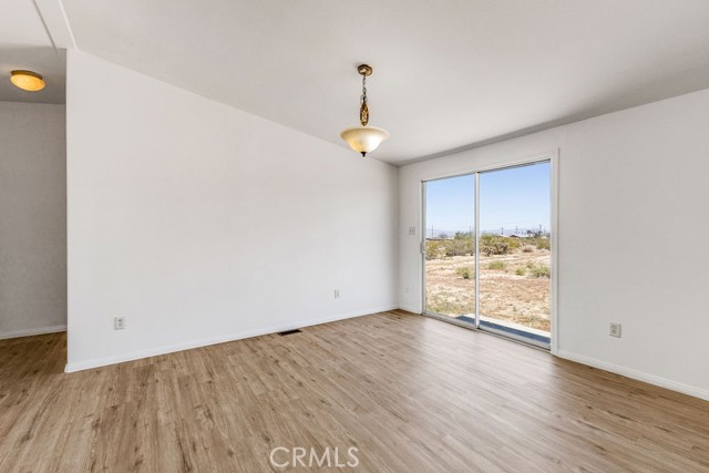 Detail Gallery Image 13 of 53 For 6625 Indian Cove Rd, Twentynine Palms,  CA 92277 - 3 Beds | 2 Baths