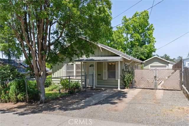 Detail Gallery Image 1 of 28 For 2780 Center St, Oroville,  CA 95966 - 2 Beds | 1 Baths