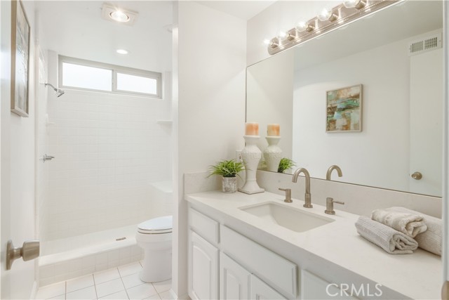 33 Cypress Way, Rolling Hills Estates, California 90274, 3 Bedrooms Bedrooms, ,2 BathroomsBathrooms,Residential,Sold,Cypress,PV23075846