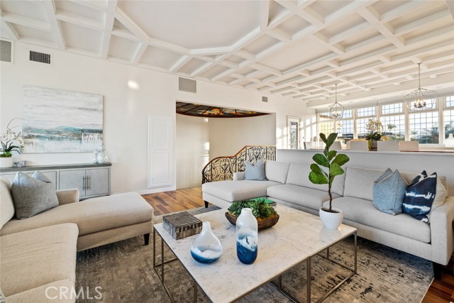 Detail Gallery Image 31 of 68 For 218 Evening Star Ln, Newport Beach,  CA 92660 - 5 Beds | 3/1 Baths