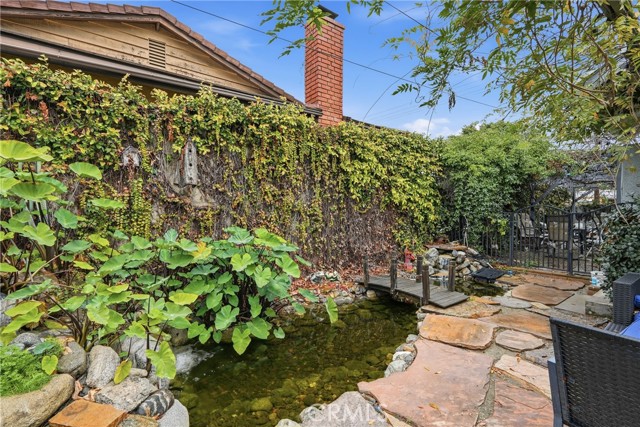 Detail Gallery Image 10 of 21 For 665 N. San Antonio Ave., Upland,  CA 91786 - 1 Beds | 1 Baths