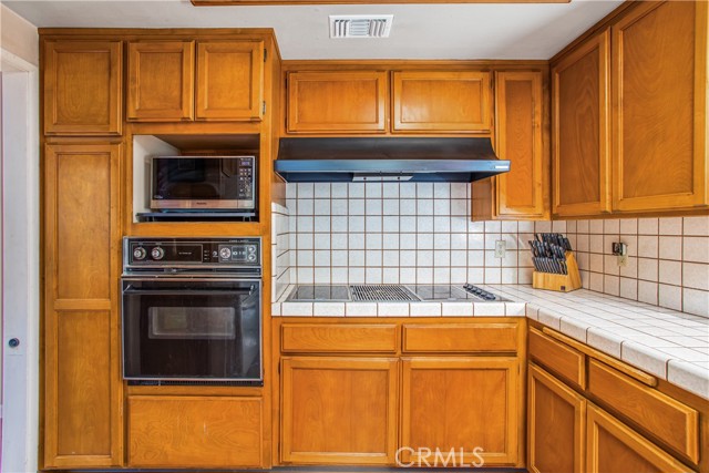 Image 7 of 24 For 5140 Caldera Court