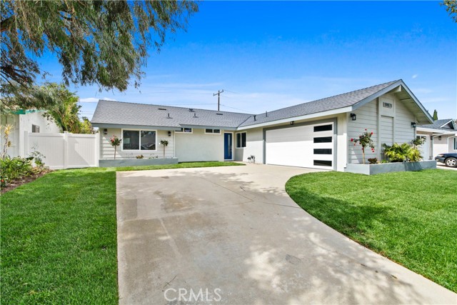 Image 2 for 19871 Carmania Ln, Huntington Beach, CA 92646