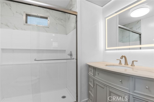 Detail Gallery Image 14 of 50 For 15621 Beach Bld #115,  Westminster,  CA 92683 - 2 Beds | 2 Baths