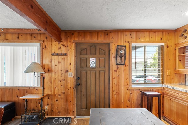 Detail Gallery Image 3 of 30 For 233 Glen Avon Dr, Cedar Glen,  CA 92321 - 4 Beds | 3 Baths