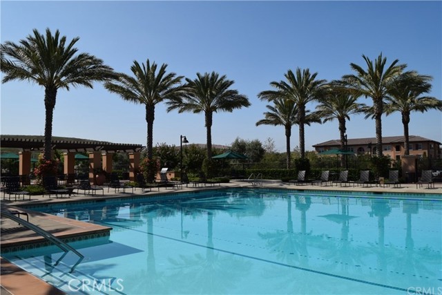 Detail Gallery Image 25 of 27 For 120 Trailing Comet, Irvine,  CA 92618 - 2 Beds | 2/1 Baths