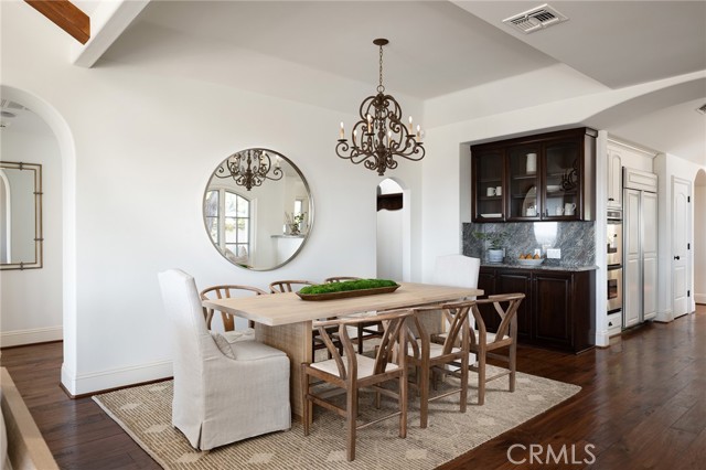 Detail Gallery Image 25 of 54 For 2001 Yacht Resolute, Newport Beach,  CA 92660 - 3 Beds | 2/1 Baths