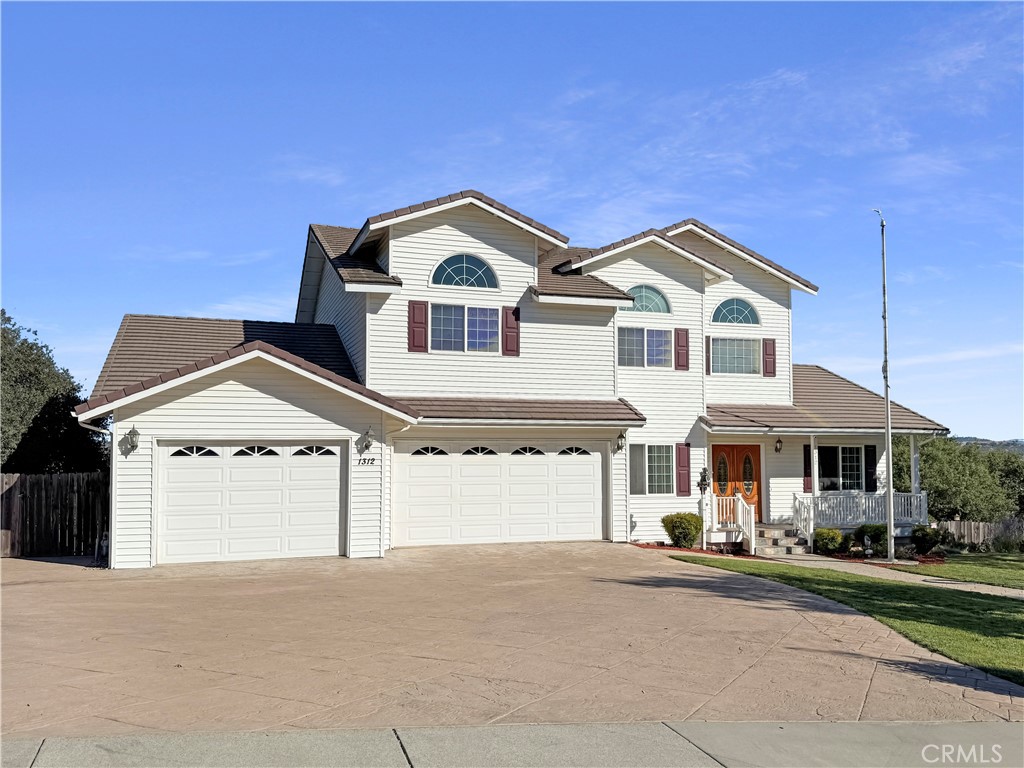 1312 Oak Ridge Way