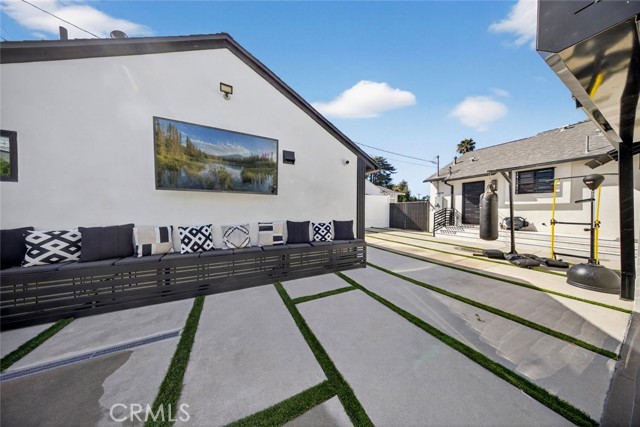 Detail Gallery Image 32 of 64 For 4926 Greenbush Ave, Sherman Oaks,  CA 91423 - 4 Beds | 3 Baths