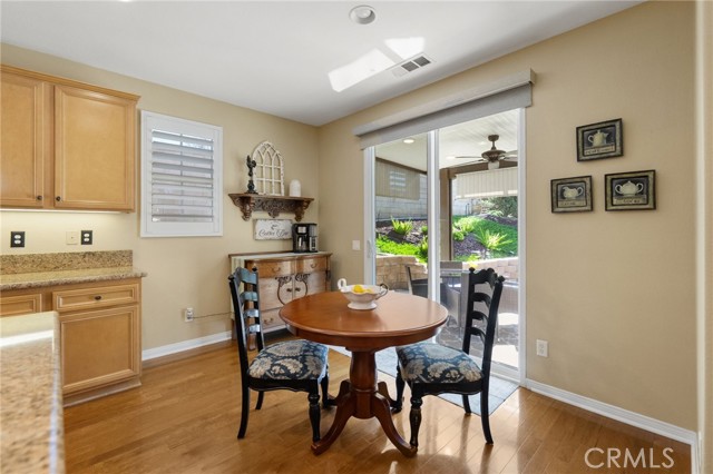 Detail Gallery Image 17 of 54 For 27665 Bottle Brush Wy, Murrieta,  CA 92562 - 4 Beds | 3 Baths