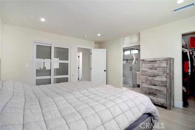 Detail Gallery Image 17 of 47 For 10947 Lurline Ave, Chatsworth,  CA 91311 - 5 Beds | 4 Baths