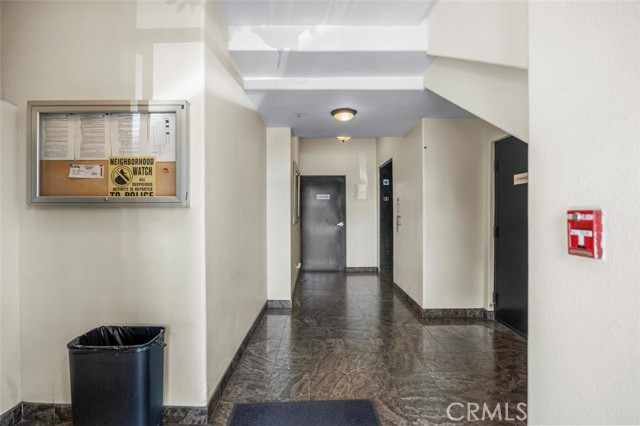 Detail Gallery Image 18 of 21 For 15455 Sherman Way #15,  Van Nuys,  CA 91406 - 2 Beds | 2 Baths