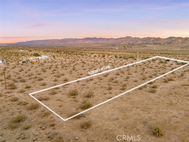 62941 Desert Trail, Joshua Tree CA: https://media.crmls.org/medias/d6083d7f-18ae-49dd-99c2-ccc47370d409.jpg