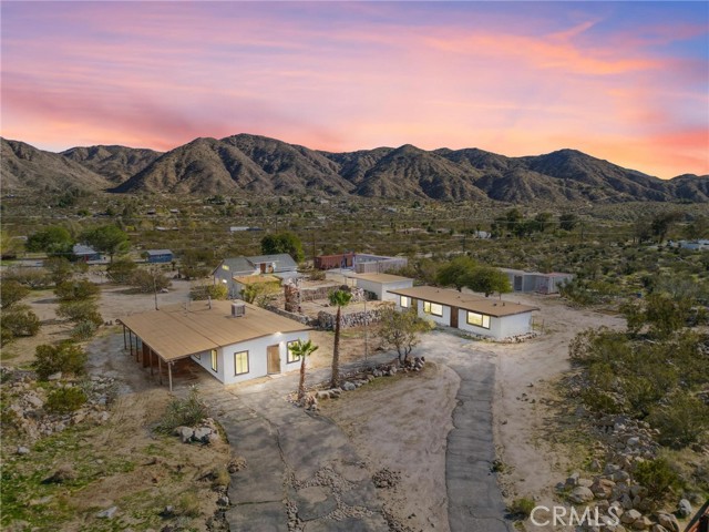 Detail Gallery Image 2 of 64 For 9016 Rose Eden Dr, Morongo Valley,  CA 92256 - 3 Beds | 3 Baths