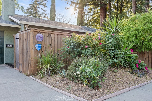 Detail Gallery Image 15 of 57 For 1608 Broadway, Chico,  CA 95928 - 3 Beds | 2 Baths